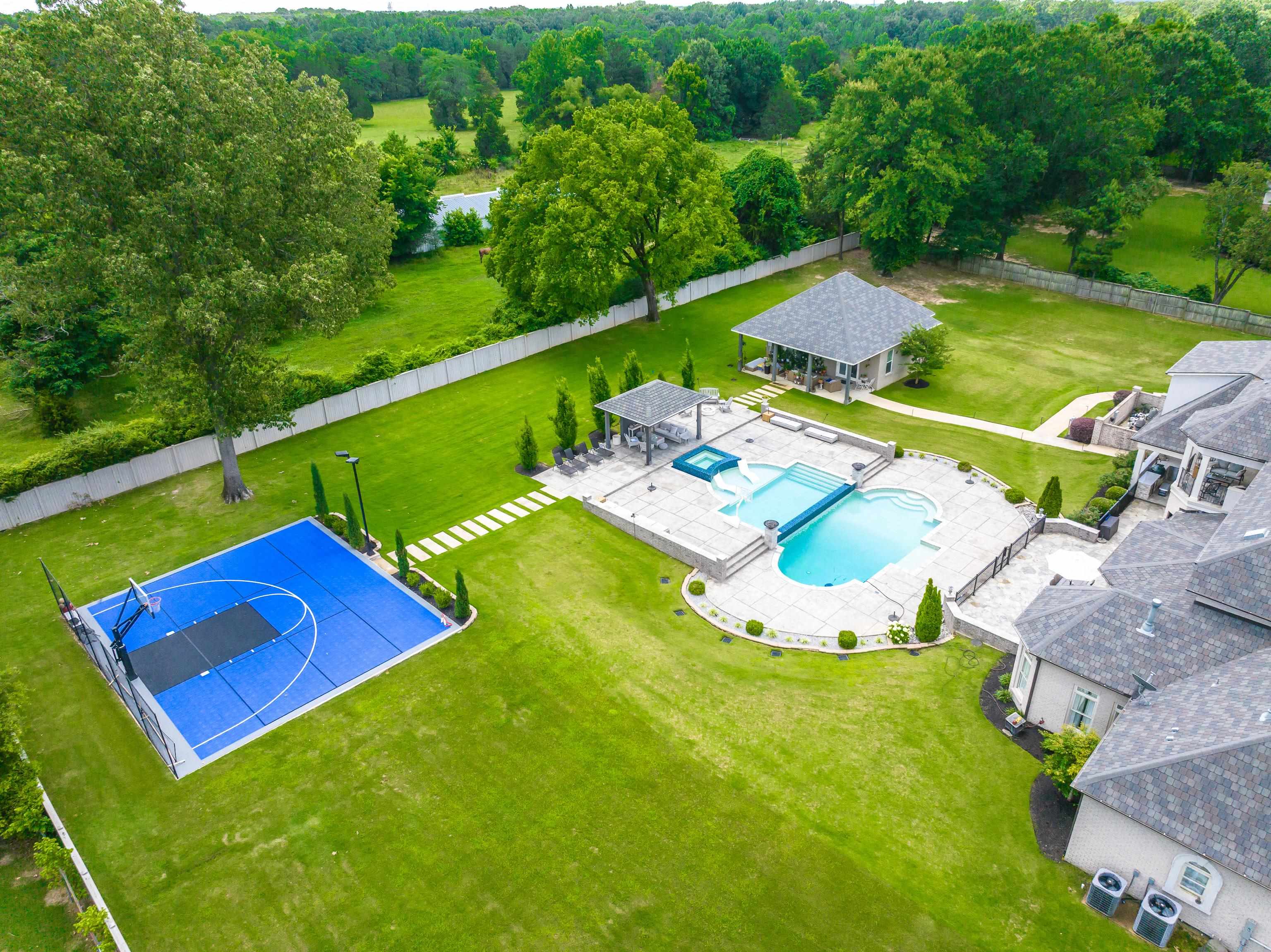 3246 HOLLOW CREEK RD