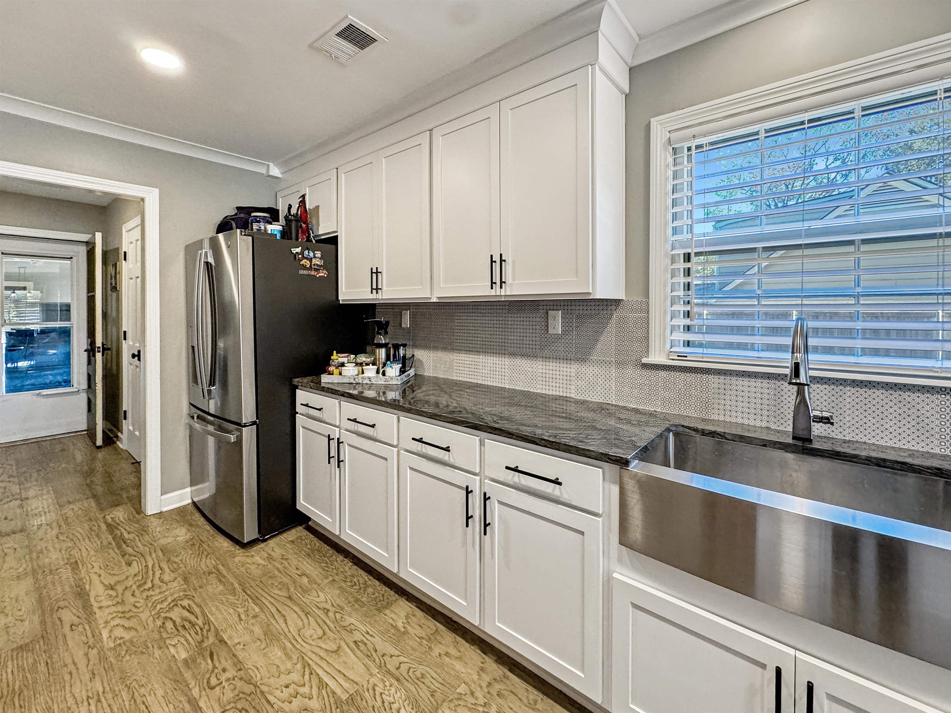 Memphis, Tennessee 38119, United States, 5 Bedrooms Bedrooms, ,4 BathroomsBathrooms,Residential,Active,139386