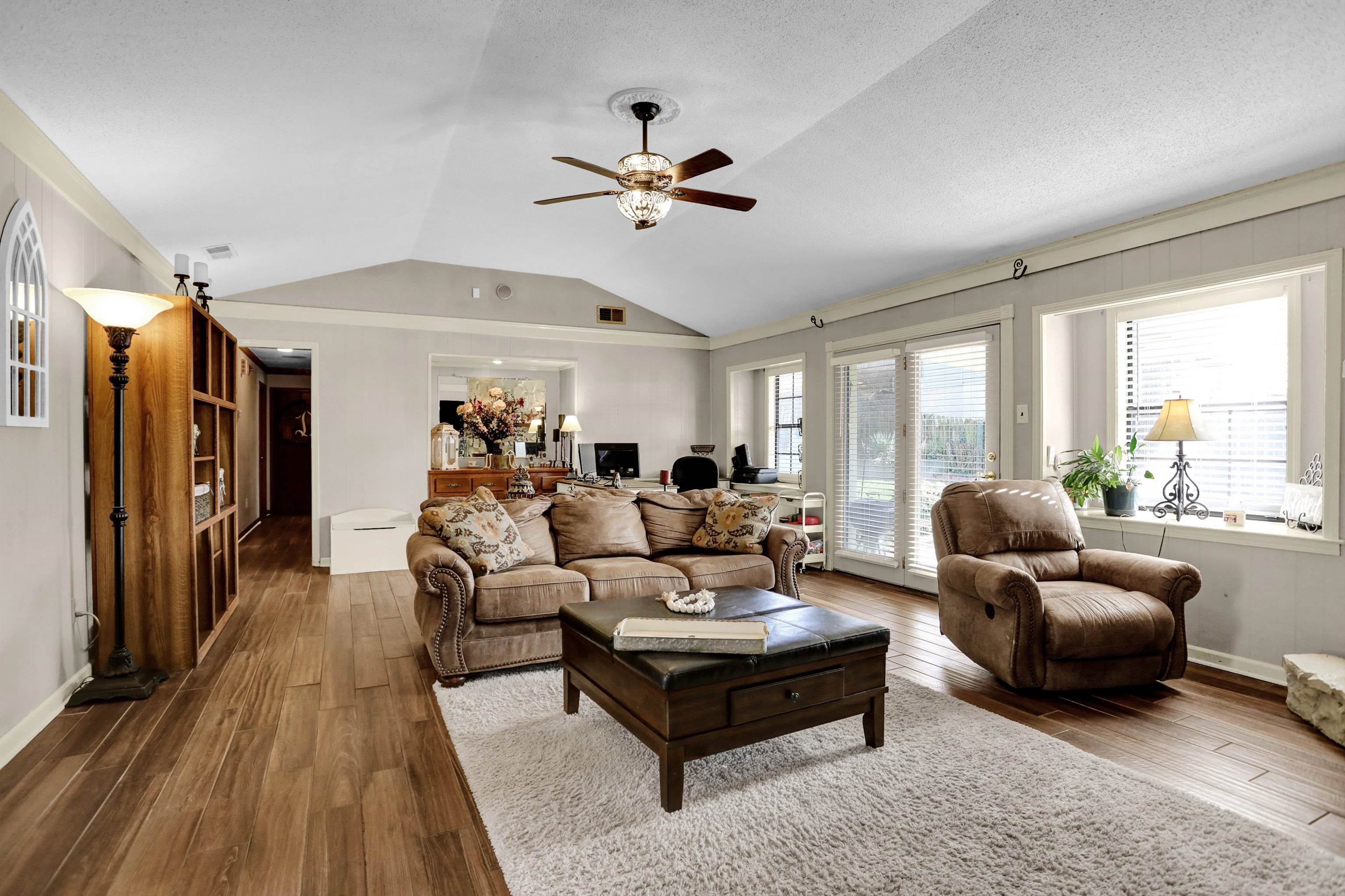 Bartlett, Tennessee 38135, United States, 3 Bedrooms Bedrooms, ,2 BathroomsBathrooms,Residential,Pending,26439