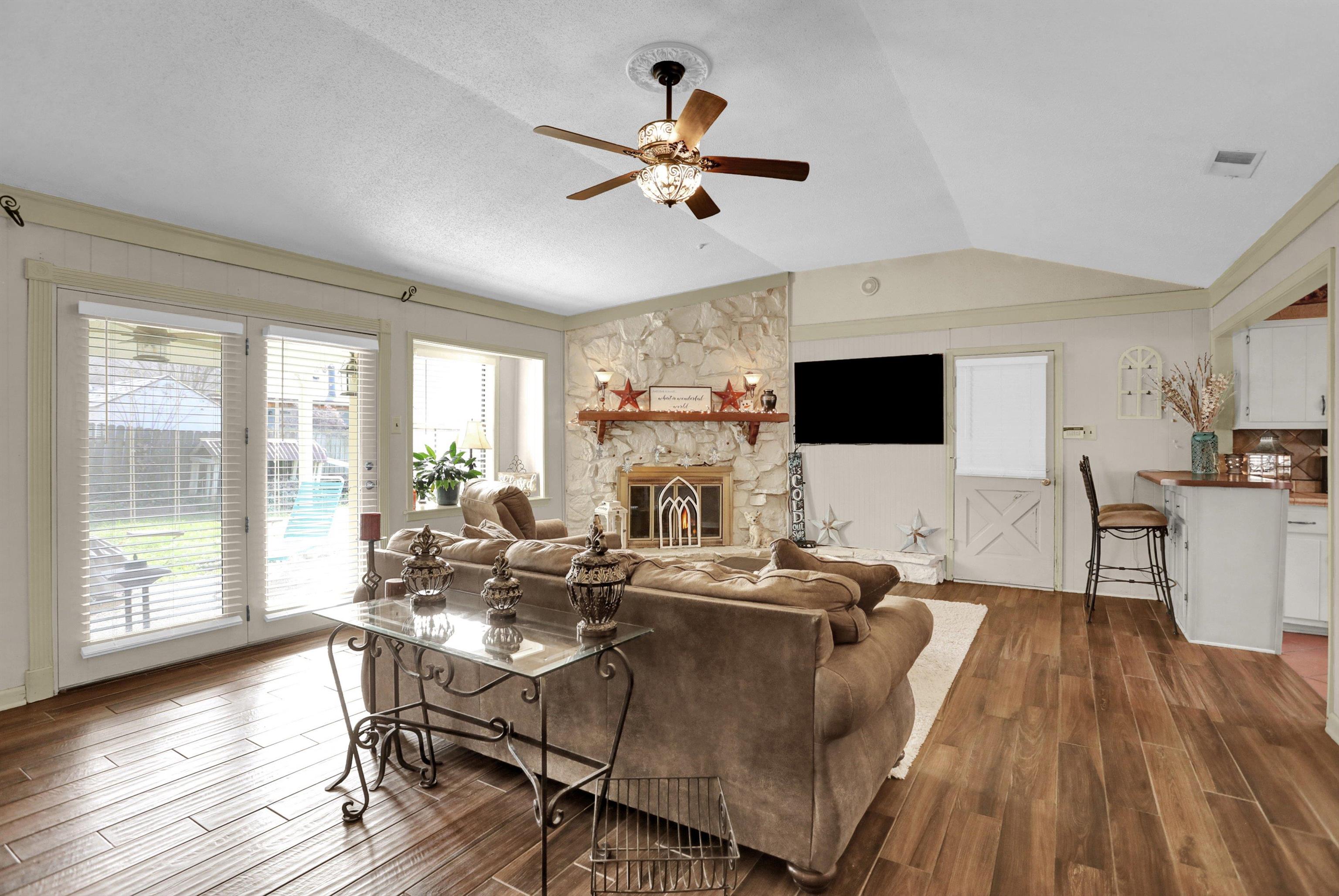 Bartlett, Tennessee 38135, United States, 3 Bedrooms Bedrooms, ,2 BathroomsBathrooms,Residential,Pending,26439