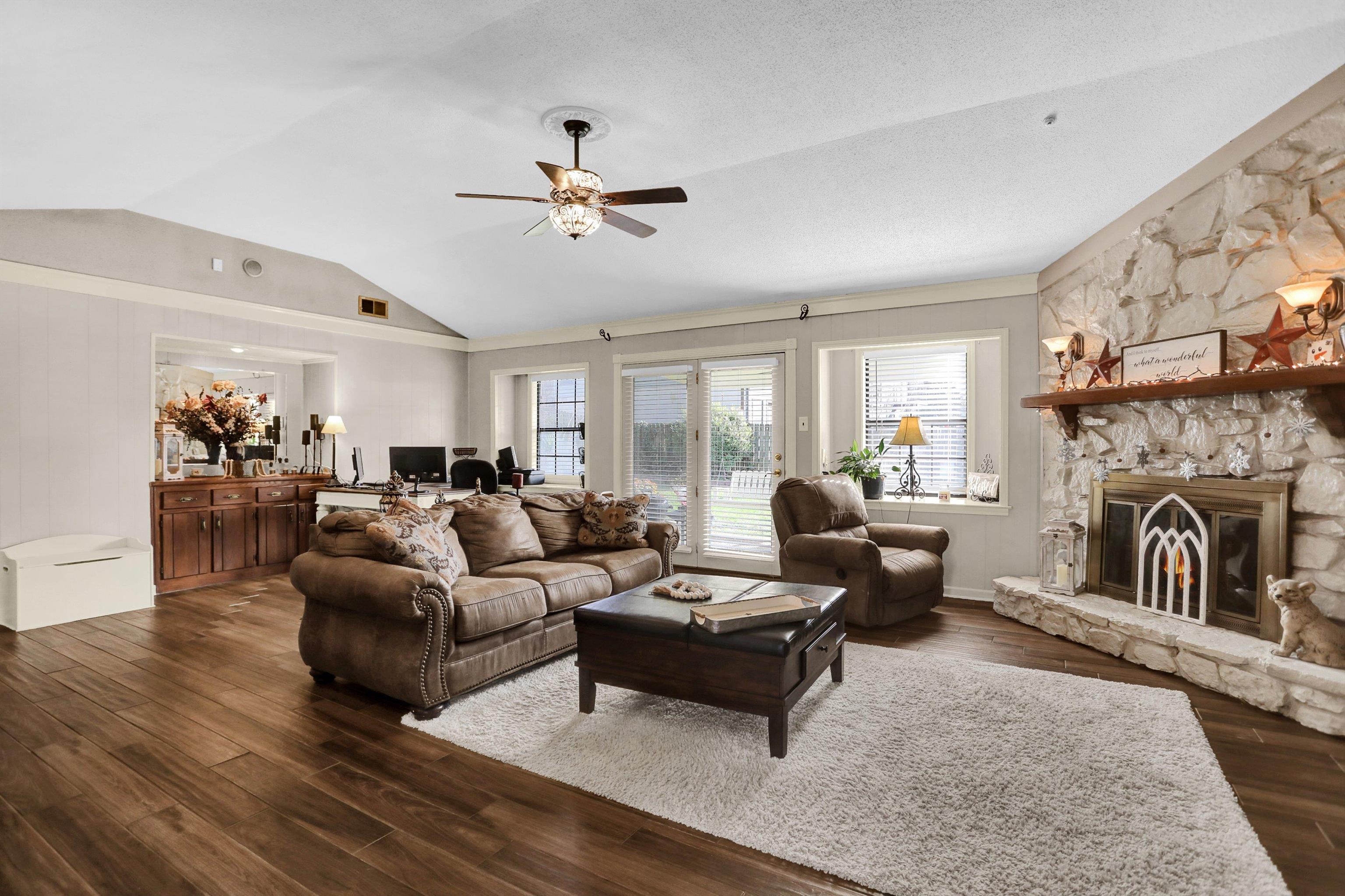 Bartlett, Tennessee 38135, United States, 3 Bedrooms Bedrooms, ,2 BathroomsBathrooms,Residential,Pending,26439