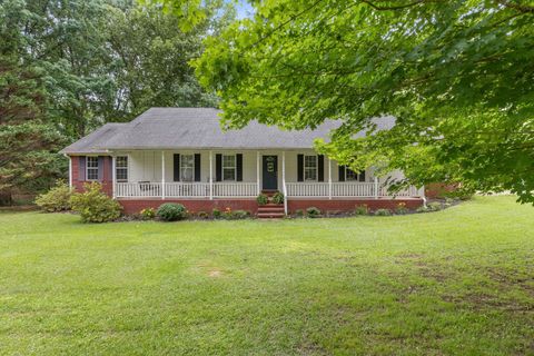 Photo of 4625 TUCKER RD, Golden, MS 38847 (MLS # 10205514)