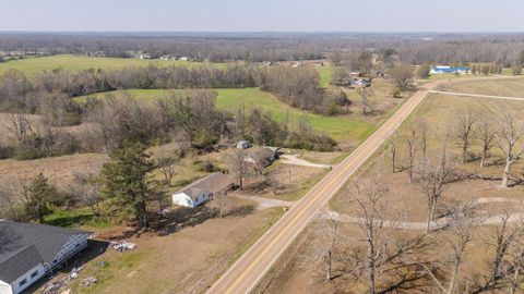 Photo of 7073 22 HWY S, Michie, TN 38357 (MLS # 10217361)