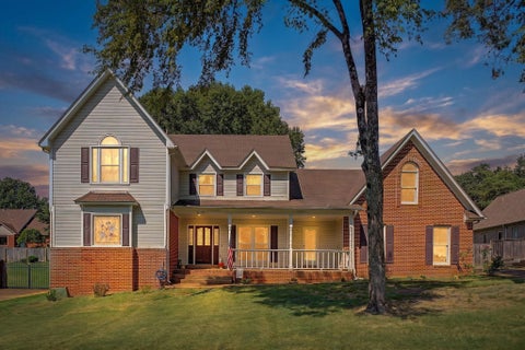 Photo of 2729 SHADOW POINT CV W, Memphis, TN 38016 (MLS # 10229360)