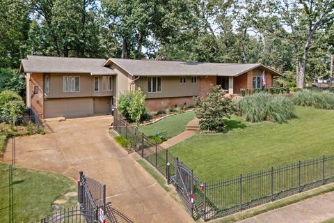 Photo of 5690 N ANGELA RD, Memphis, TN 38120 (MLS # 10218227)