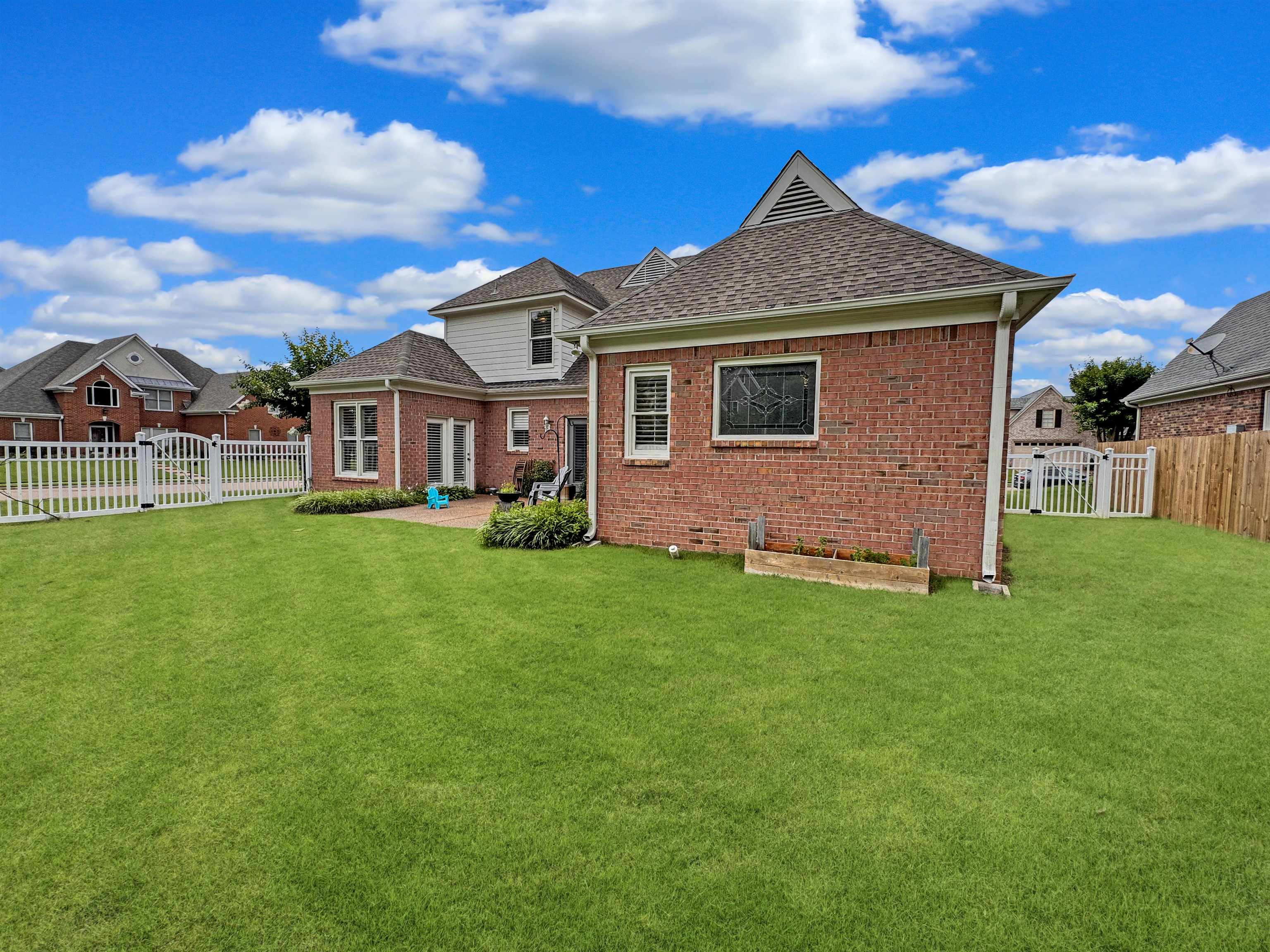 Cordova, Tennessee 38016, United States, 4 Bedrooms Bedrooms, ,3 BathroomsBathrooms,Residential,Active,148541