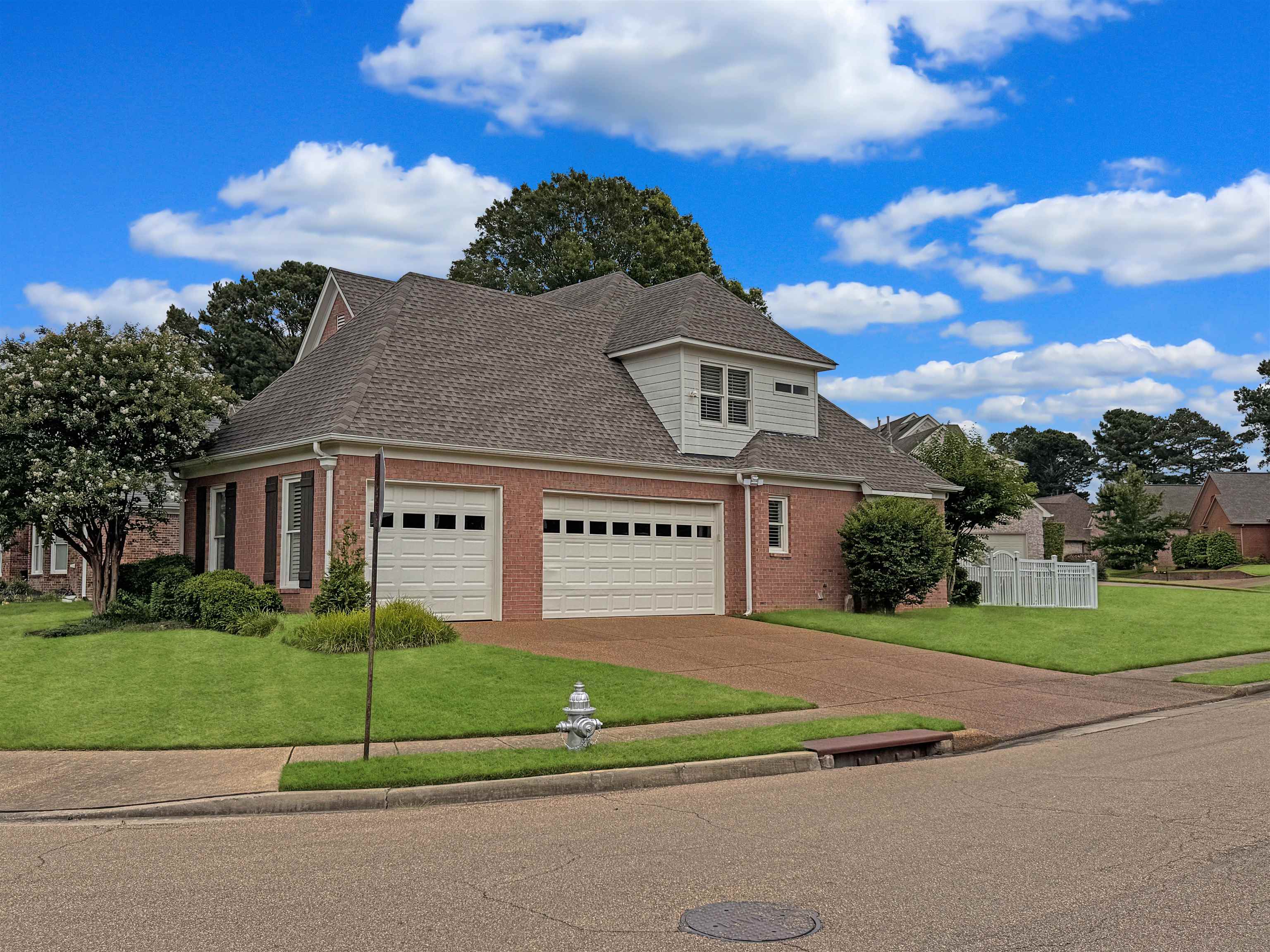 Cordova, Tennessee 38016, United States, 4 Bedrooms Bedrooms, ,3 BathroomsBathrooms,Residential,Active,148541