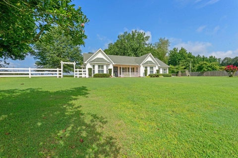 Photo of 2700 SLAYDEN RD, Unincorporated, TN 38057 (MLS # 10225597)