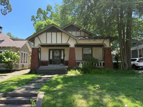 Photo of 1547 FOREST AVE, Memphis, TN 38112 (MLS # 10224805)