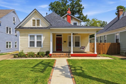 Photo of 634 S COX ST, Memphis, TN 38104 (MLS # 10229751)