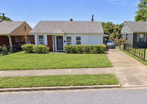 Photo of 1533 S MONTGOMERY ST, Memphis, TN 38106 (MLS # 10232114)