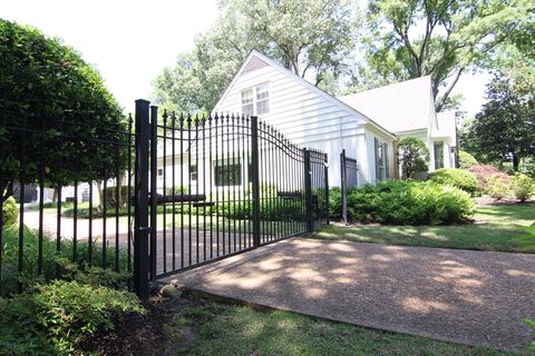 Single Family Residence in Memphis TN 2157 OLD LAKE CV 2.jpg