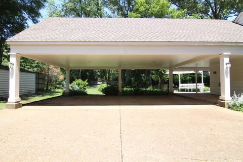 Single Family Residence in Memphis TN 2157 OLD LAKE CV 29.jpg