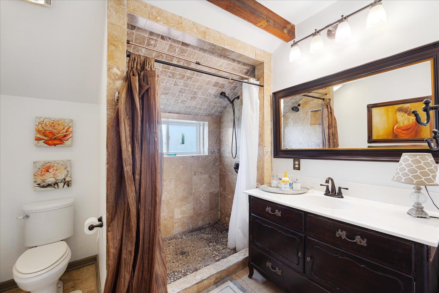 Memphis, Tennessee 38103, United States, 3 Bedrooms Bedrooms, ,3 BathroomsBathrooms,Residential,Active,140826