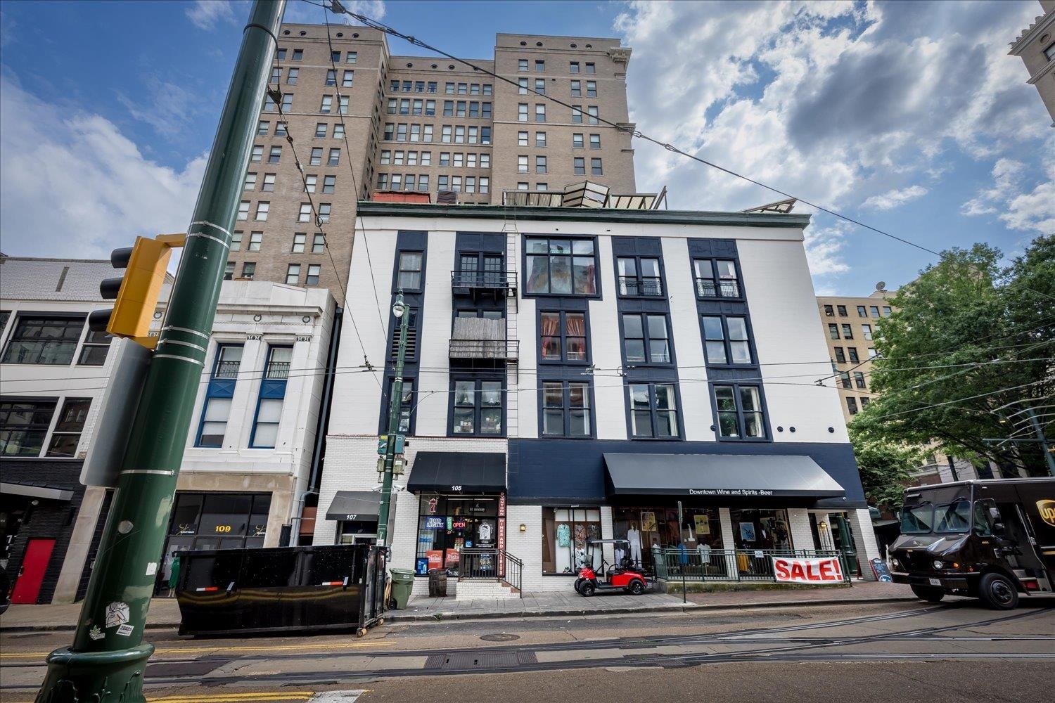 Memphis, Tennessee 38103, United States, 3 Bedrooms Bedrooms, ,3 BathroomsBathrooms,Residential,Active,140826