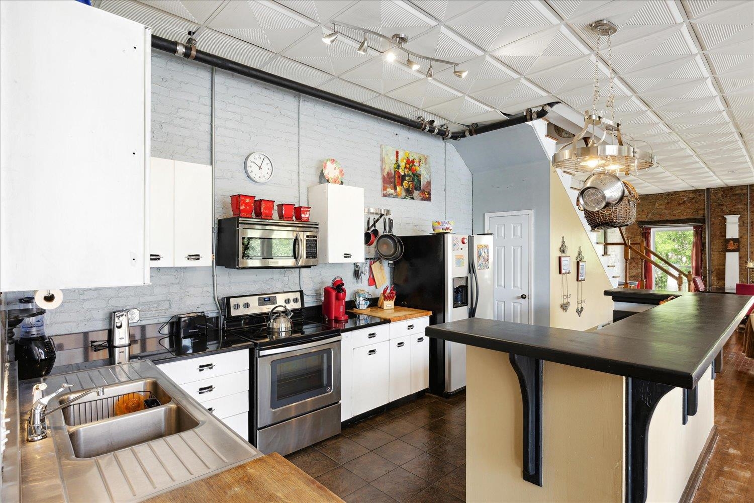 Memphis, Tennessee 38103, United States, 3 Bedrooms Bedrooms, ,3 BathroomsBathrooms,Residential,Active,140826