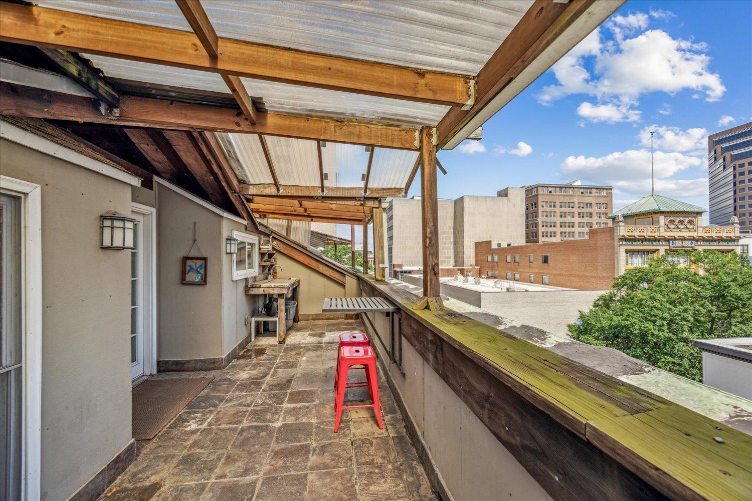 Memphis, Tennessee 38103, United States, 3 Bedrooms Bedrooms, ,3 BathroomsBathrooms,Residential,Active,140826