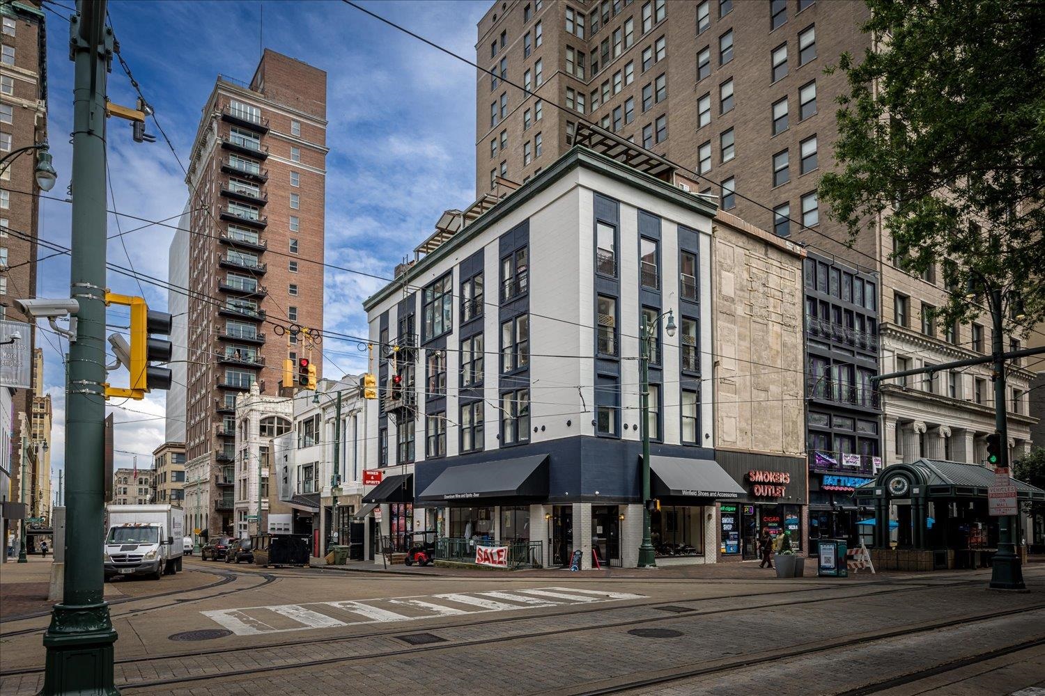 Memphis, Tennessee 38103, United States, 3 Bedrooms Bedrooms, ,3 BathroomsBathrooms,Residential,Active,140826