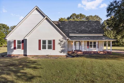 Photo of 100 HOLLY BROOKE CV, Covington, TN 38019 (MLS # 10209366)