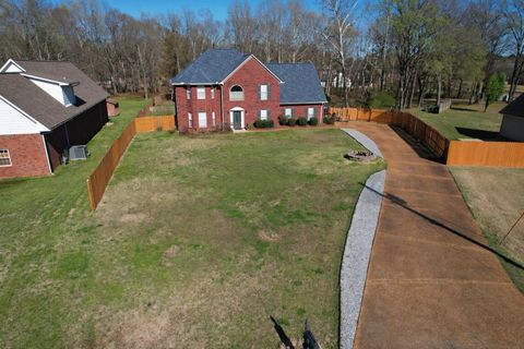 Photo of 30 WOODMONT DR, Eads, TN 38028 (MLS # 10216799)