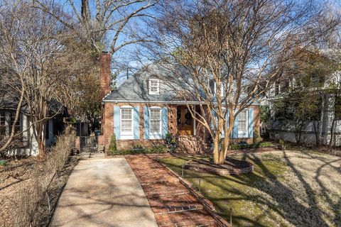 Photo of 2246 COURT AVE, Memphis, TN 38104 (MLS # 10208557)