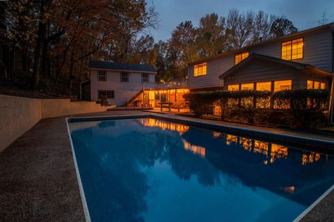 Photo of 8497 BERGEN CV, Cordova, TN 38018 (MLS # 10210276)