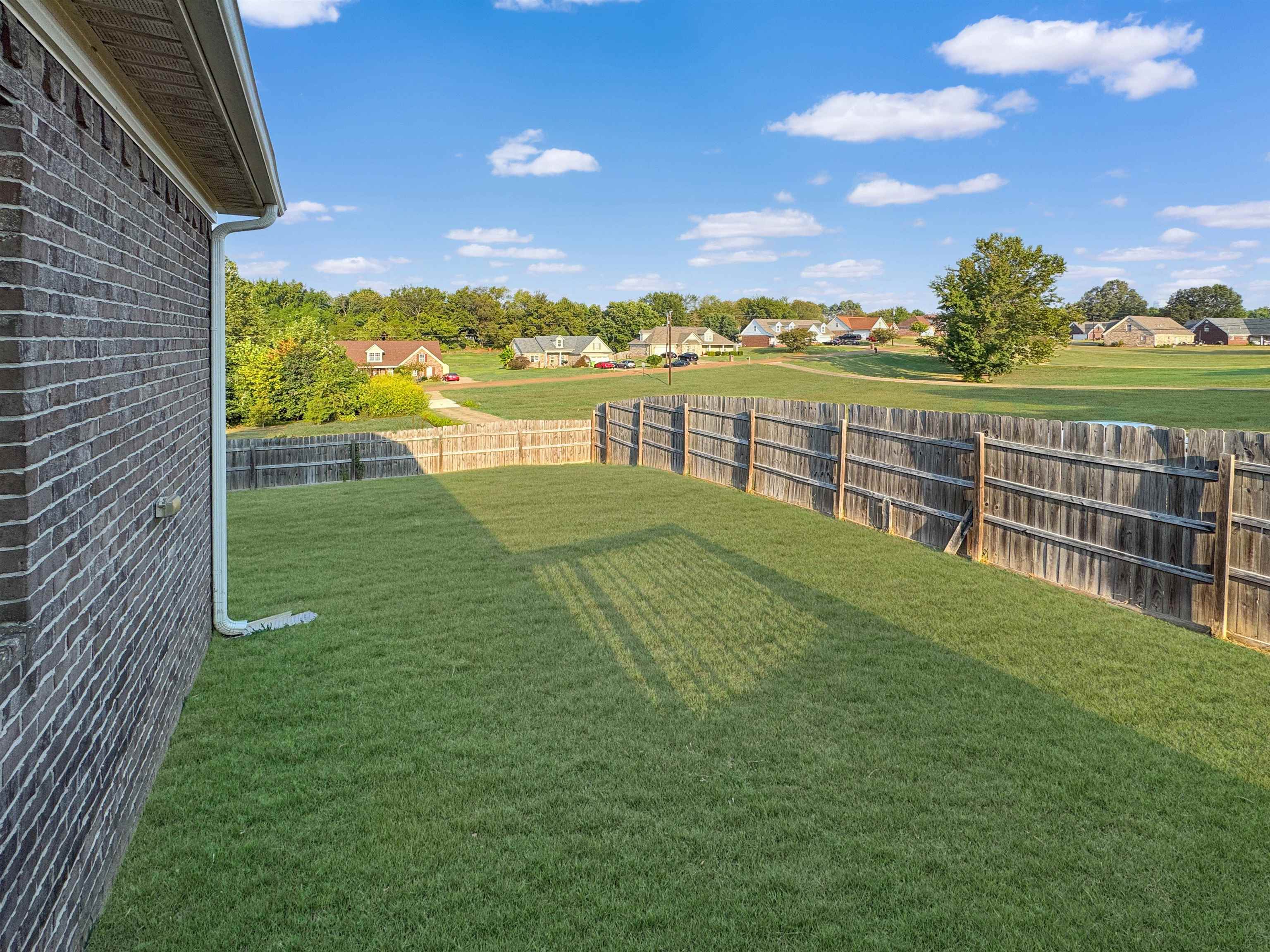 Munford, Tennessee 38058, United States, 3 Bedrooms Bedrooms, ,2 BathroomsBathrooms,Residential,Active,213001