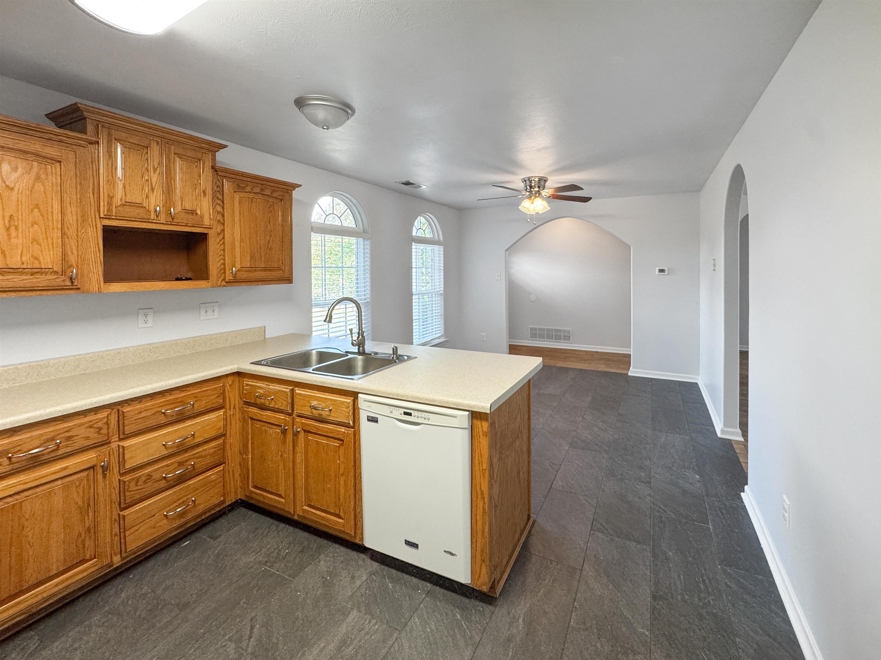 Munford, Tennessee 38058, United States, 3 Bedrooms Bedrooms, ,2 BathroomsBathrooms,Residential,Active,213001