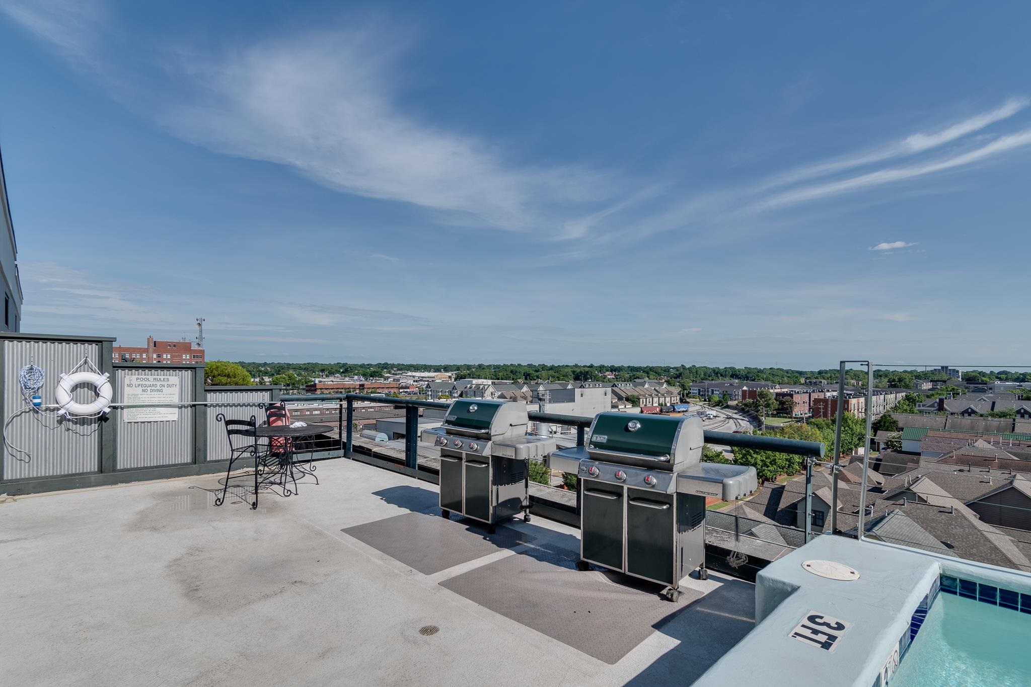 Memphis, Tennessee 38103, United States, 1 Bedroom Bedrooms, ,1 BathroomBathrooms,Residential,Active,143186