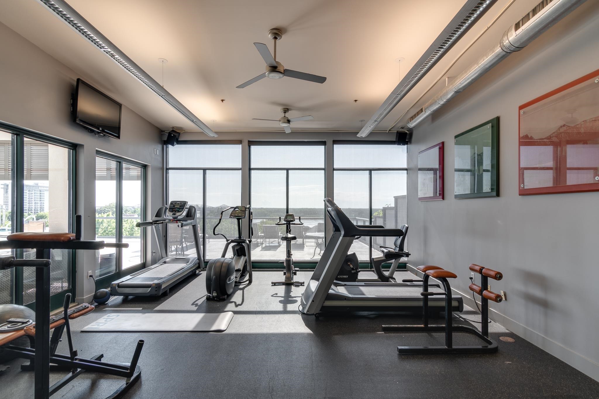 Memphis, Tennessee 38103, United States, 1 Bedroom Bedrooms, ,1 BathroomBathrooms,Residential,Active,143186