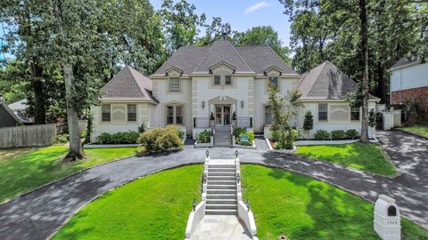 Photo of 7343 DEEP VALLEY DR, Germantown, TN 38138 (MLS # 10204514)