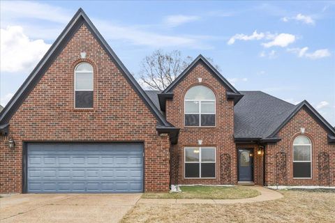 Photo of 5392 SHETLAND TRAIL CV, Arlington, TN 38002 (MLS # 10218181)