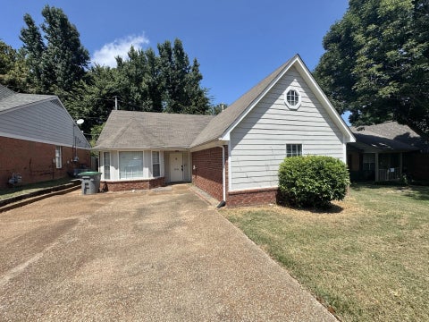 Photo of 9284 CHARLY HILL LN, Memphis, TN 38016 (MLS # 10229209)