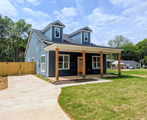 Photo of 1055 SHAW PL, Memphis, TN 38126 (MLS # 10194193)