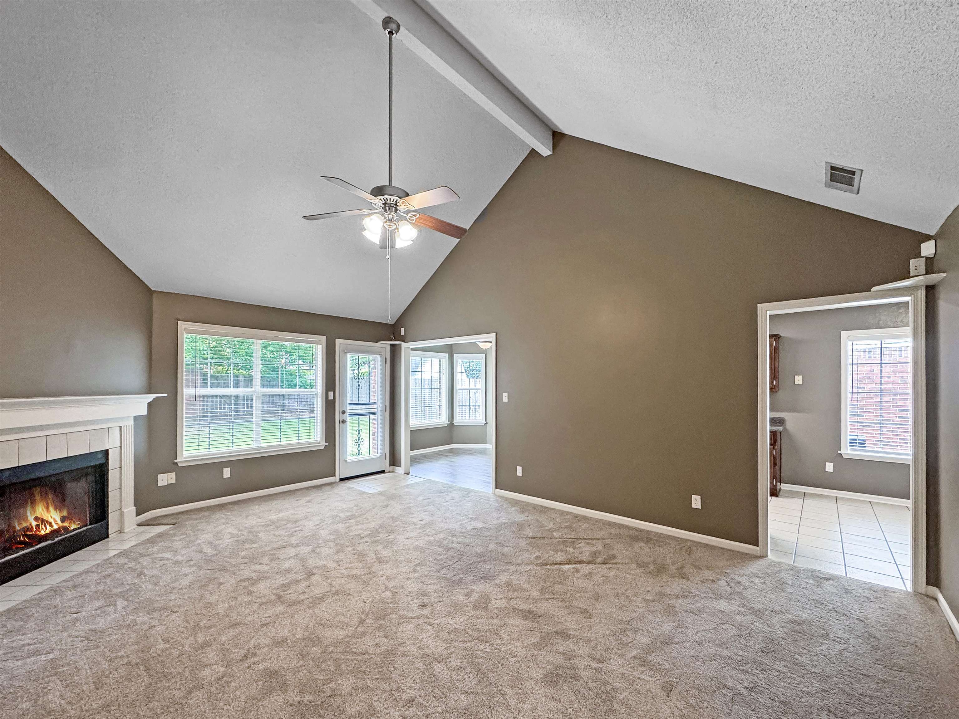 Memphis, Tennessee 38016, United States, 3 Bedrooms Bedrooms, ,2 BathroomsBathrooms,Residential,Pending,166976