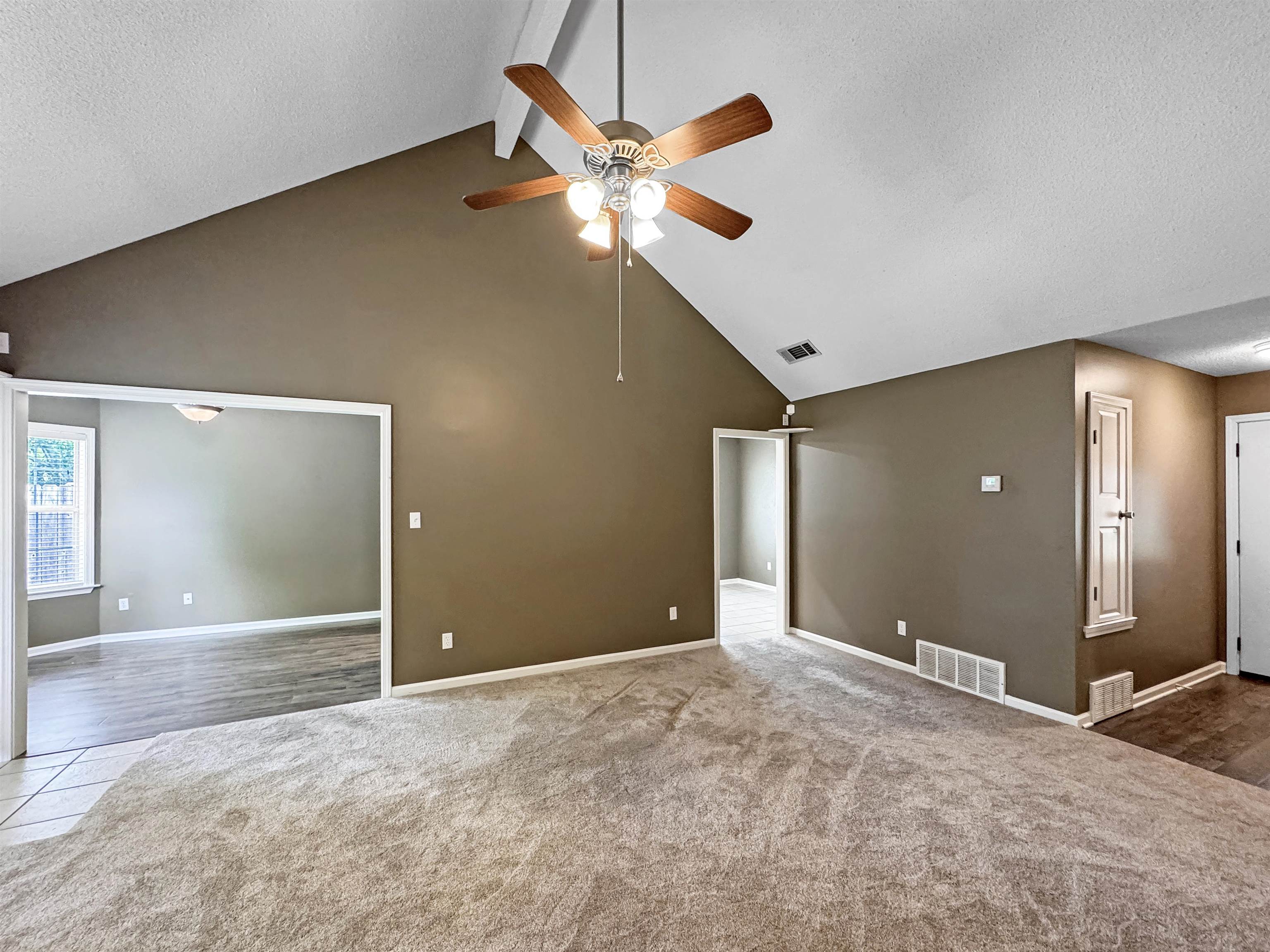 Memphis, Tennessee 38016, United States, 3 Bedrooms Bedrooms, ,2 BathroomsBathrooms,Residential,Pending,166976