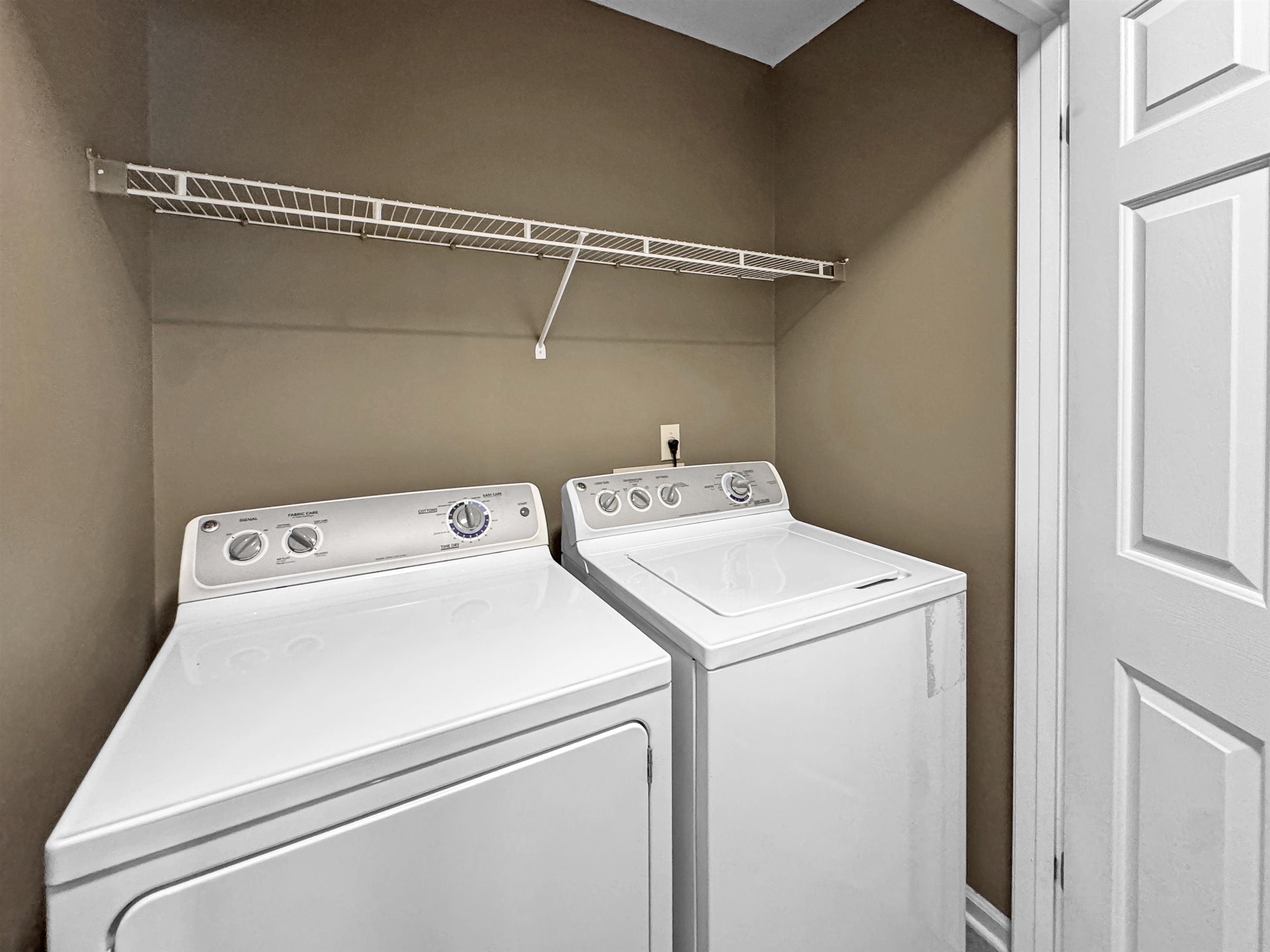 Memphis, Tennessee 38016, United States, 3 Bedrooms Bedrooms, ,2 BathroomsBathrooms,Residential,Pending,166976