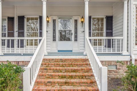 Photo of 5088 S GERMANTOWN RD, Unicorp/Memphis, TN 38141 (MLS # 10213629)