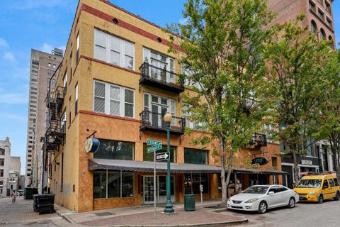 Photo of 107 S COURT AVE 303 #303, Memphis, TN 38103 (MLS # 10208249)