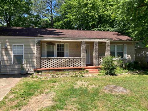 Photo of 1112 EDGEWOOD AVE, Brownsville, TN 38012 (MLS # 10221397)