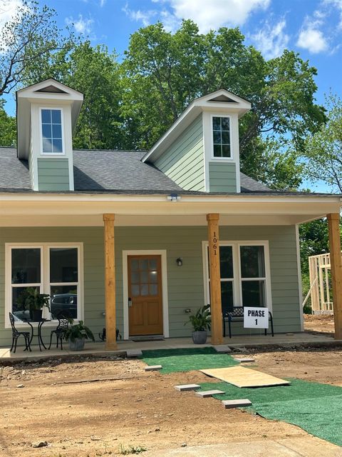 Photo of 1069 SHAW PL, Memphis, TN 38126 (MLS # 10214513)