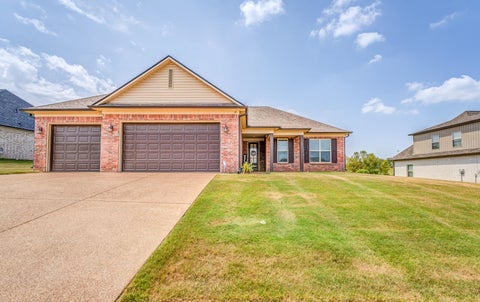 Photo of 41 PRITCHETT CV, Munford, TN 38058 (MLS # 10229241)