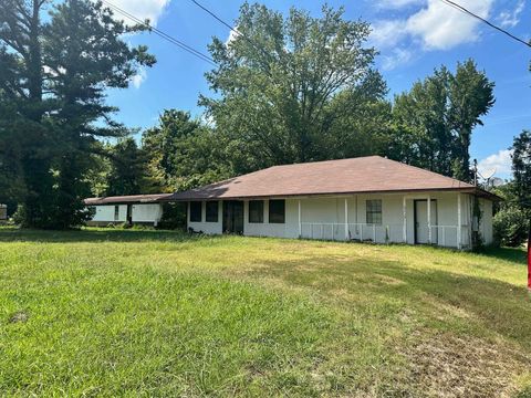Photo of 4955 MUNFORD GILTEDGE RD, Unincorporated, TN 38011 (MLS # 10222957)