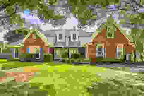 Photo of 1928 SHEPARDS BUSH DR, Germantown, TN 38139 (MLS # 10227227)