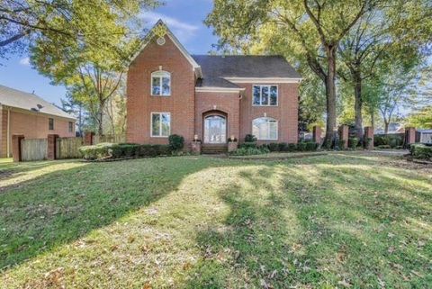 Photo of 9469 PLANTATION WAY LN, Germantown, TN 38139 (MLS # 10209249)