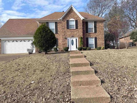 Photo of 5275 ANNANDALE DR, Unicorp/Memphis, TN 38125 (MLS # 10211482)