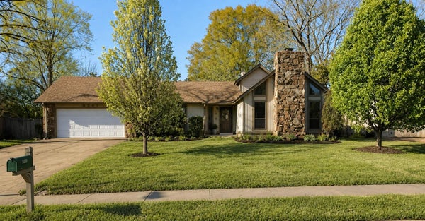 6232 SKYLIGHT DR, BARTLETT, TN 38135 - Image fa528eb53dcb9d18bedefd740a2bd510/2288877569