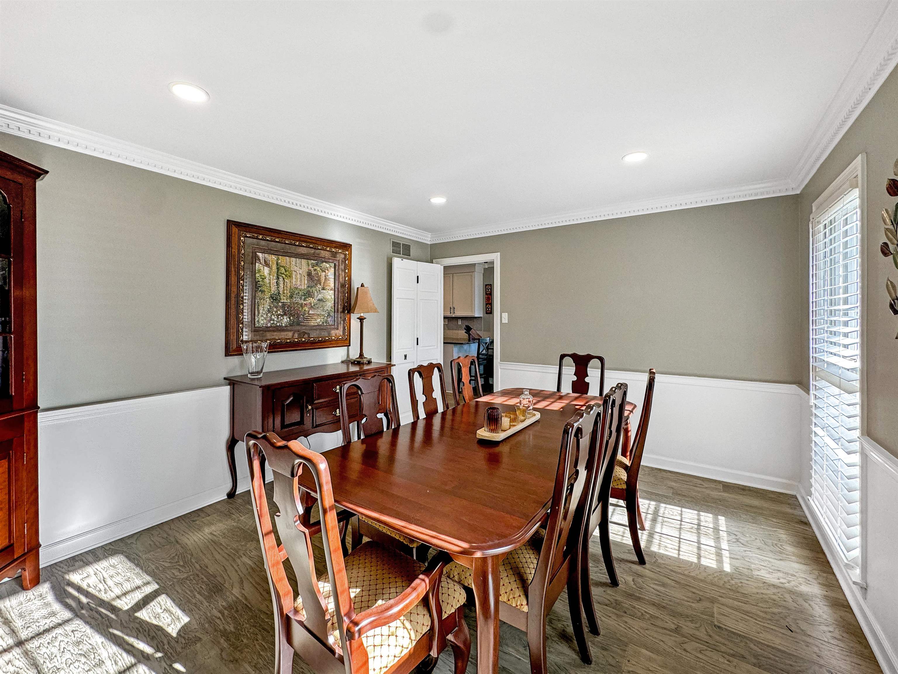 Memphis, Tennessee 38119, United States, 5 Bedrooms Bedrooms, ,4 BathroomsBathrooms,Residential,Active,30492