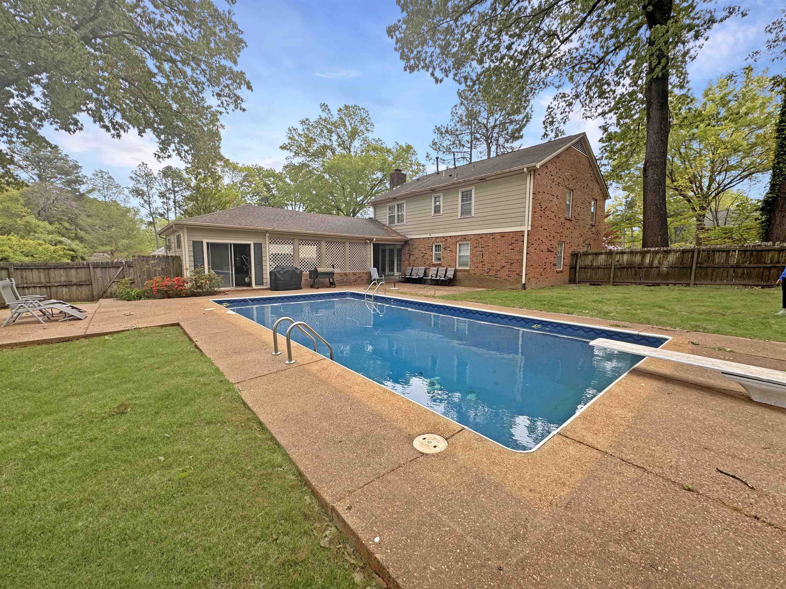 Memphis, Tennessee 38119, United States, 5 Bedrooms Bedrooms, ,4 BathroomsBathrooms,Residential,Active,30492