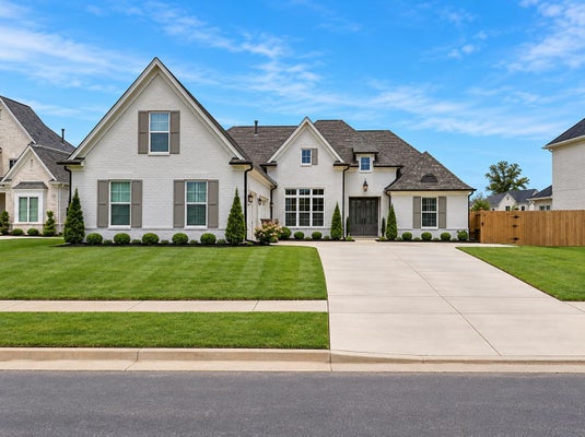 9606 GRAYS HOLLOW DR S, CORDOVA, TN 38018 - Image faaef3fc2fe1986ee6b4b8e1c945082d/470916055